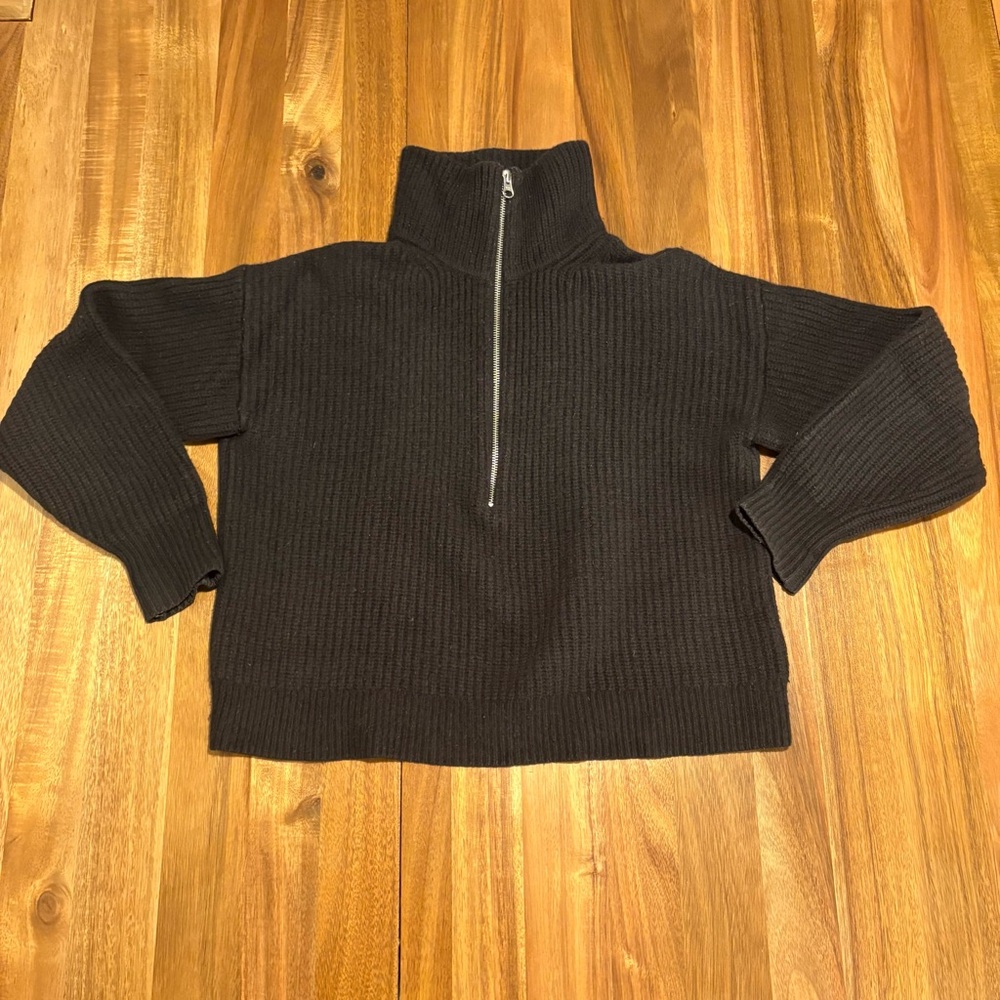 EVERLANE The Felted Merino Half-Zip Sweater in Black